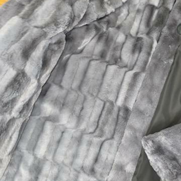 Reversible gray jacket - Picture 7 of 8